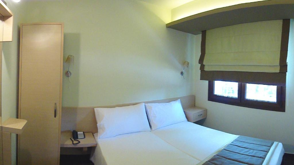 Hotel Ifigenia Leptokaryá Chambre photo